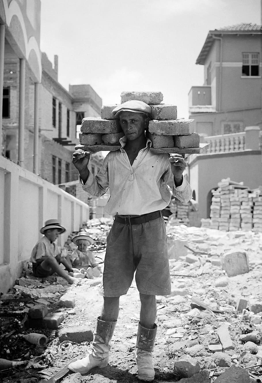 Builder, Tel Aviv, Israel, construction worker, photos, public domain, vintage, people, outdoors, black And White