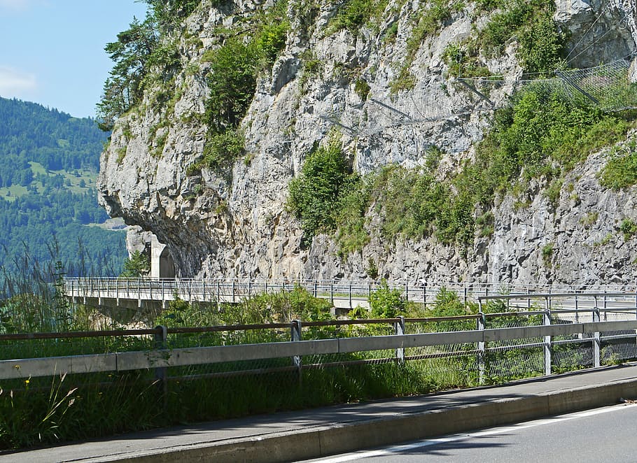 Switzerland, Thun, Seestrasse, beatenberg, north side, overhang, rock, tunnel, gallery, concrete