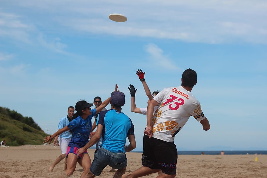 sbee, ultimate, ultimate sbee, plage, pantai, playa, permainan pantai, permainan musim panas, orang sungguhan, sekelompok orang