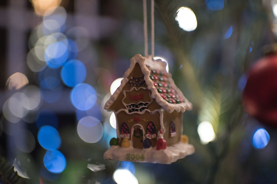 toy, house, christmas, tree, lights, bokeh, holiday, illuminated, close-up, focus on foreground