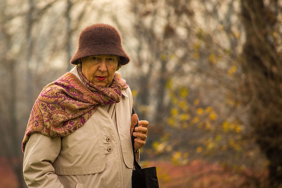 shallow, focus photography, woman, holding, bag, lady, female, old lady, grandma, person