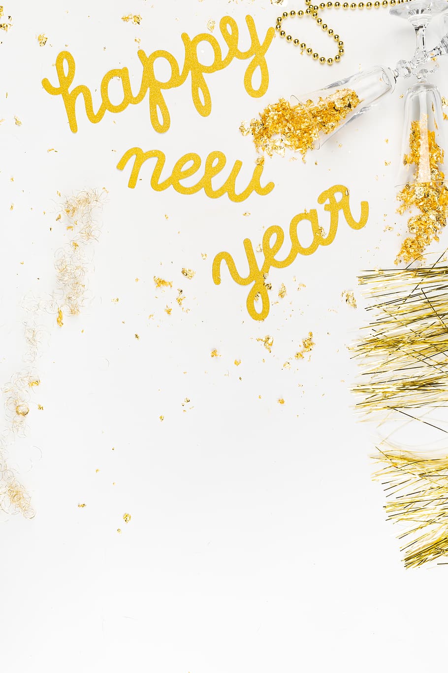 New Years eve, new year, background, white, white background, copy, copy space, copyspace, flatlay, gold