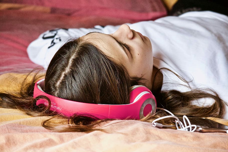 woman, wearing, headphones, laying, bed, girl, relaxation, listening, music, nap