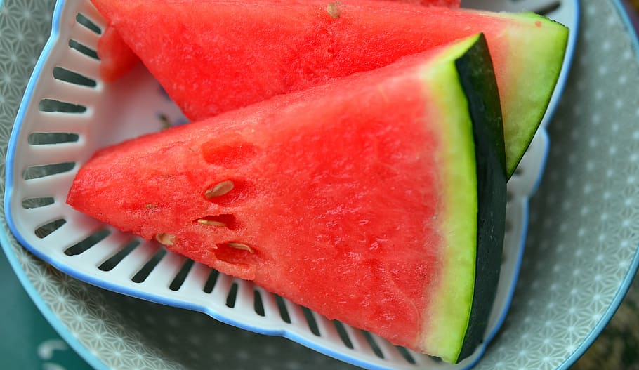 slices of watermelon, melon, watermelon, fruit, red, pulp, juicy, refreshment, food, crushed