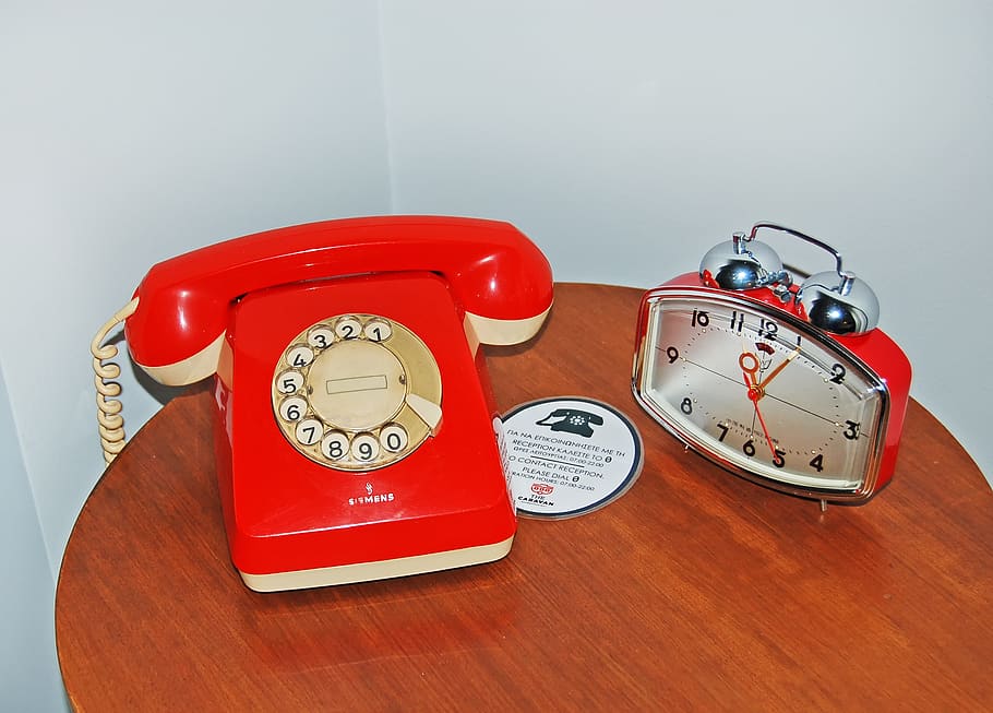 rotary dial, telephone, old, vintage, analog, communication, classic, technology, alarm clock, wind-up