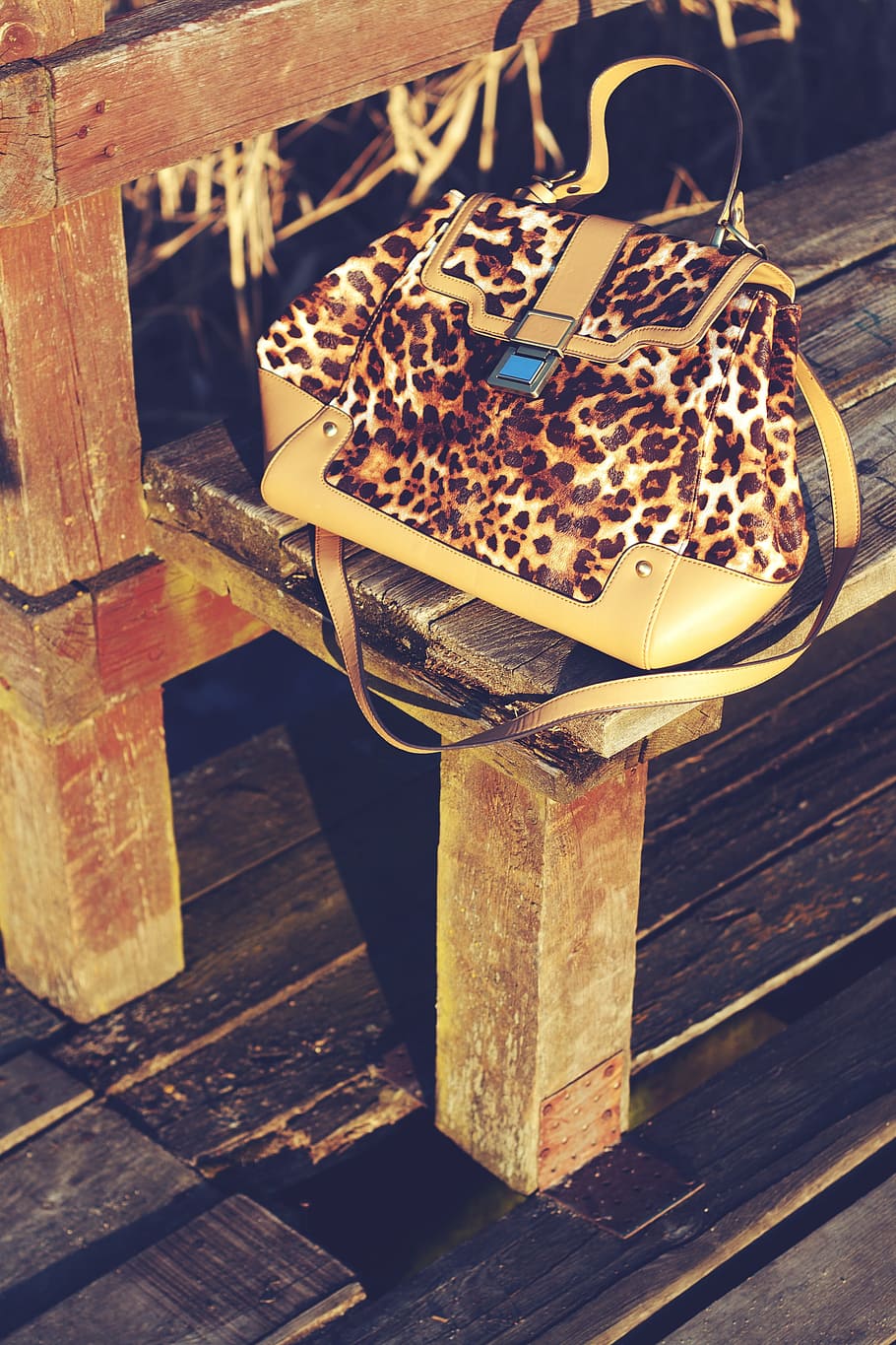 Beige, Leopard, Print, Bag, leopard, print, old-fashioned, old, wood - Material, retro Styled, no People