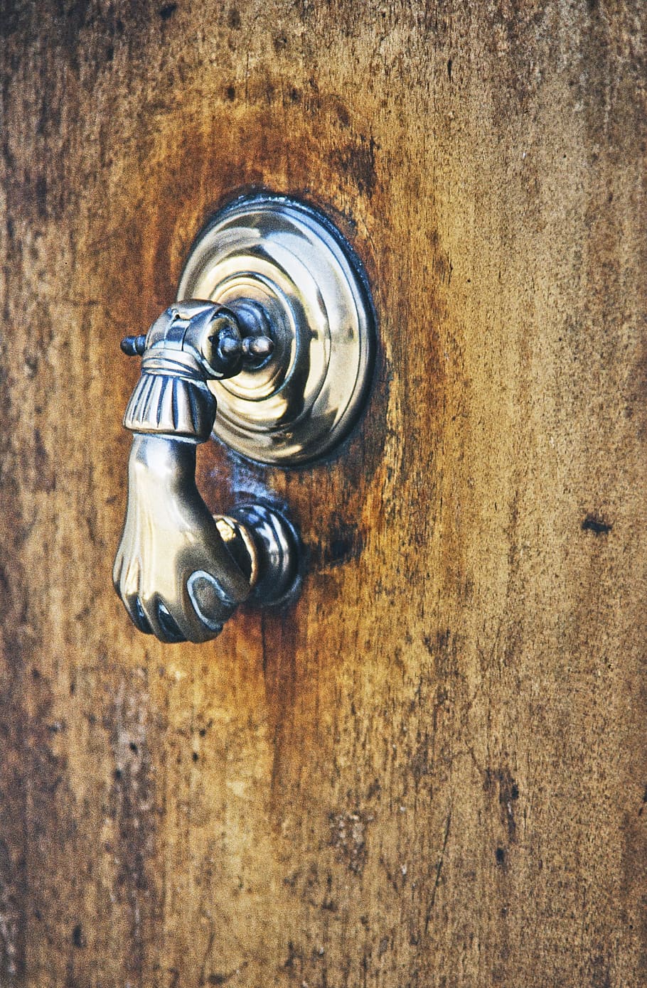 gray, stainless, steel door knob, brown, wooden, surface, daytime, doorknocker, door handle, door