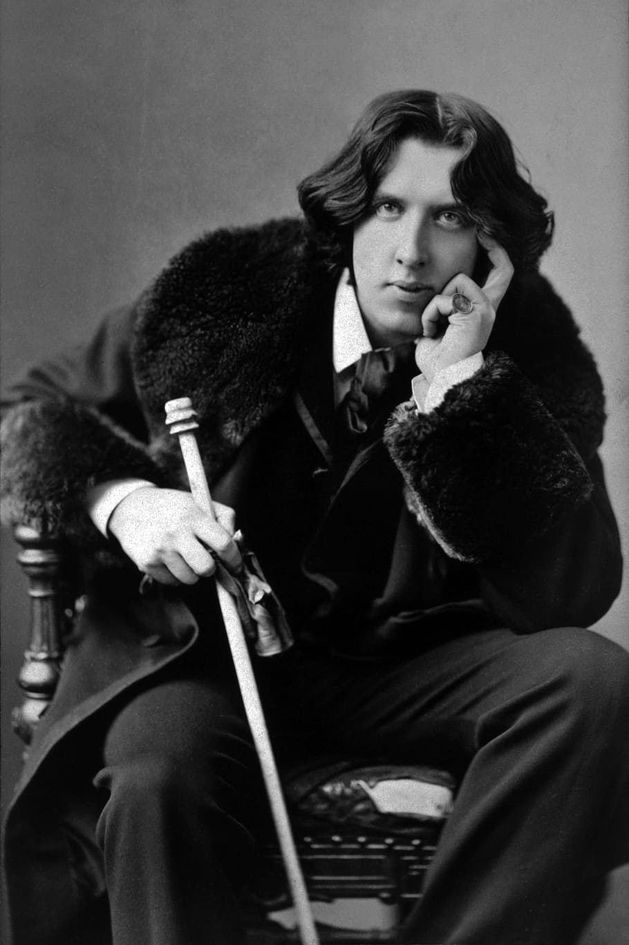 homem, segurando, branco, bengala, sentado, cadeira, Oscar Wilde, 1882, retrato, escritor irlandês