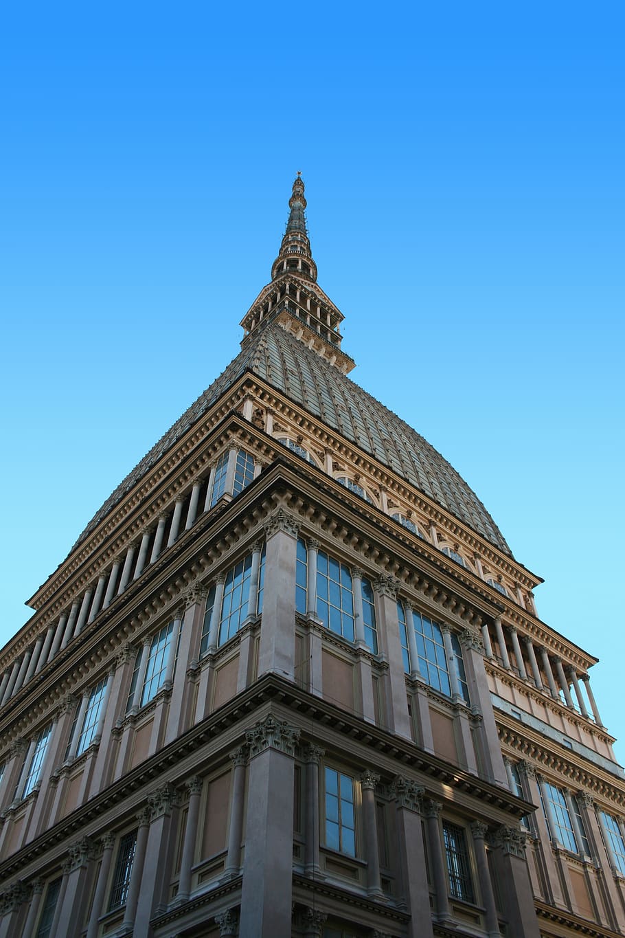 torino, topo, piemonte, italia, ciudad, vista de ángulo bajo, estructura construida, arquitectura, exterior del edificio, edificio