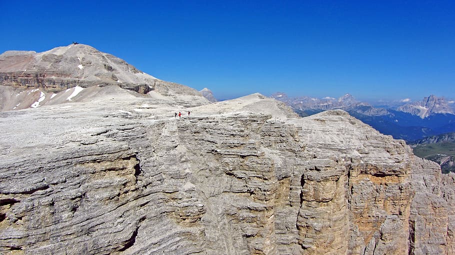 sass pordoi, peak, pordoi, alps, dolomiti, landscape, outdoor, trekking, rock mountain, mountaineer