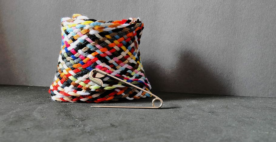 Yarn, Sewing Thread, Thread, Safety, Safety Pin, thread, sew, fabric, needle, colorful, close