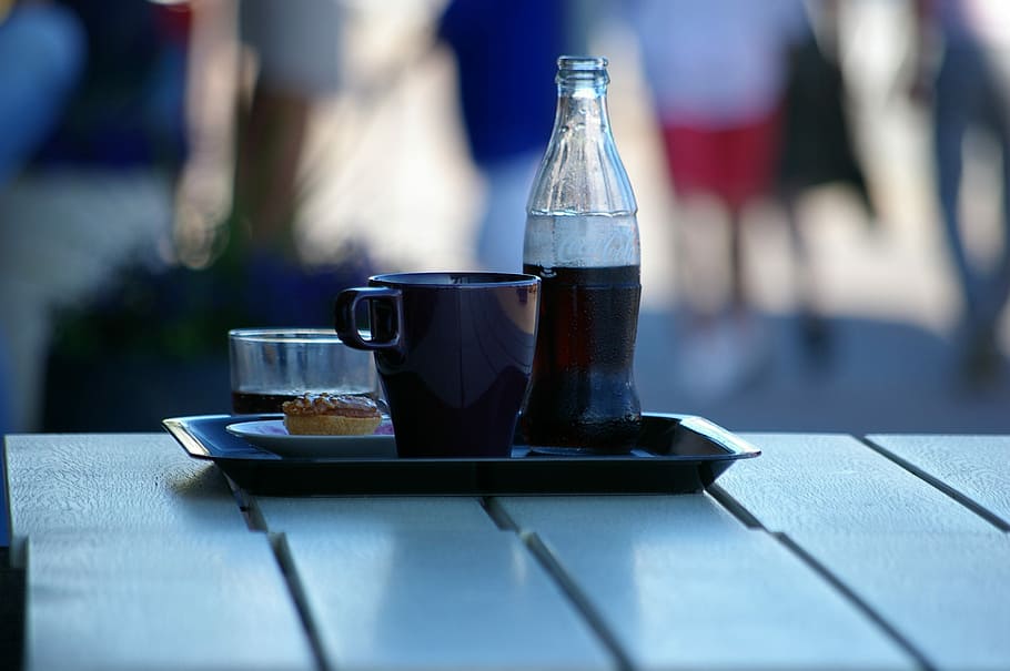 Café, Coffee Break, Copa, Cocacola, Pausa, comida y bebida, bebida, refresco, enfoque selectivo, en interiores
