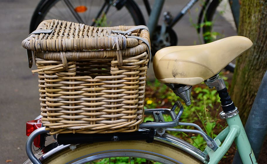 bike, bicycle saddle, bicycle basket, basket, porter, turned off, means of transport, worn saddle, bicycle, transportation