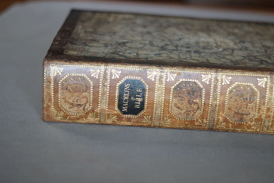 bible, paper, binding, old book, book, close-up, indoors, number, single object, communication