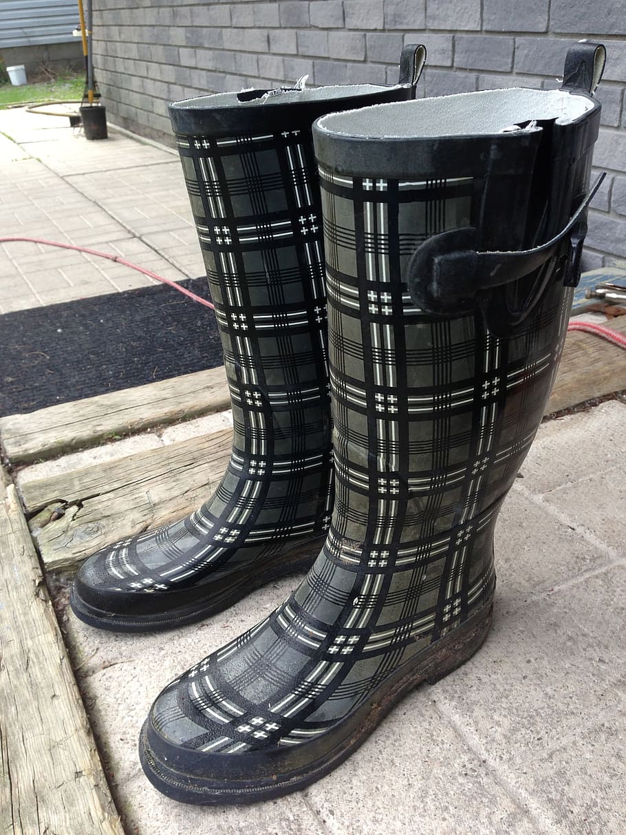 Rubber Boots, Wellingtons, boots, rain boots, gumboots, wellies, outdoors, shoe, sidewalk, day