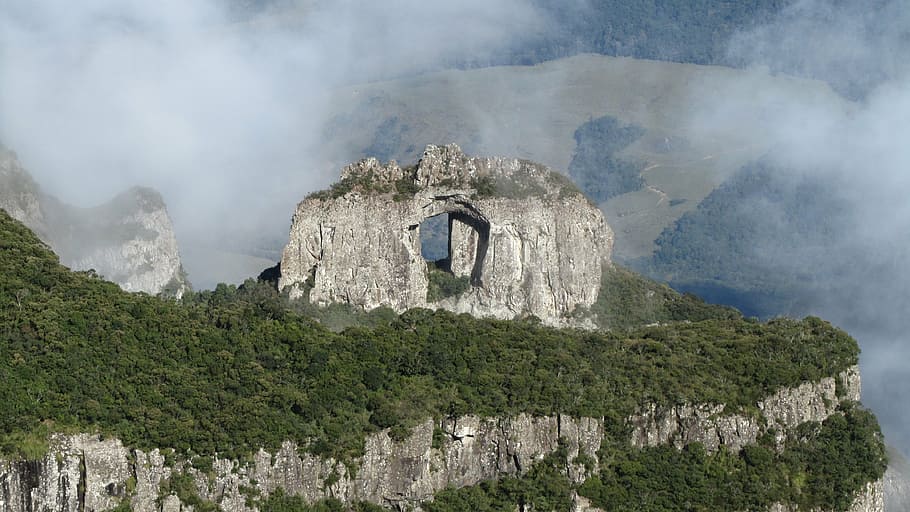 pedra furada, urubici, serra, montaña, arquitectura, naturaleza, historia, roca, estructura construida, ninguna persona
