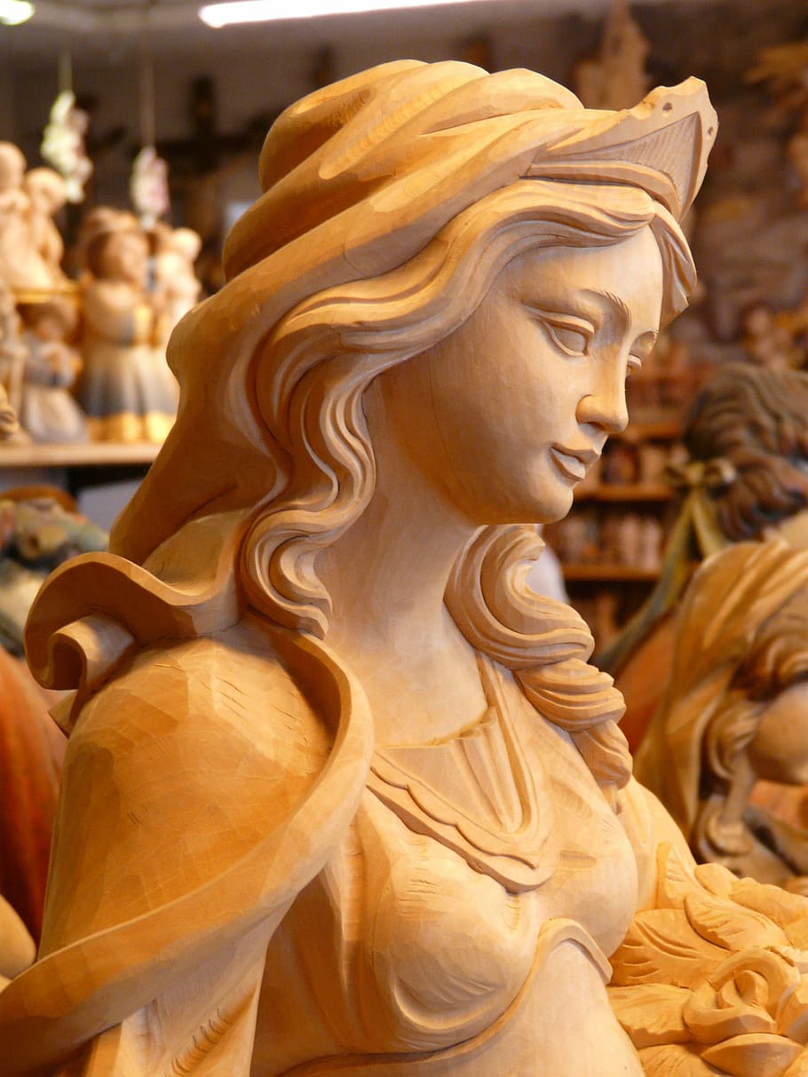 woman figurine, figure, girl, woman, madonna, face, pretty, grace, carving, holzfigur