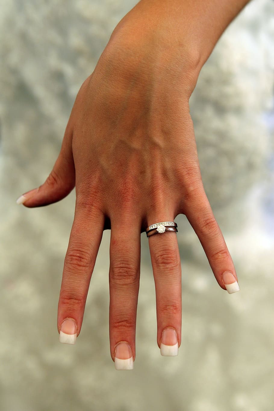 person, wearing, silver-colored, bridal, rings, affair, anniversary, attractive, band, beautiful
