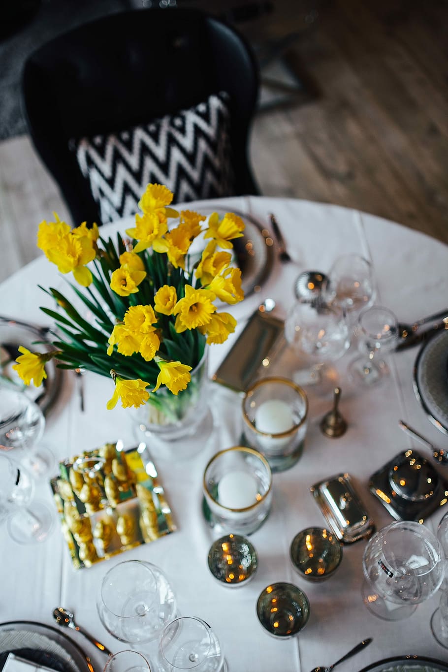 dekorasi meja, emas, motif, Meja, dekorasi, makan siang, makan malam, restoran, gelas, piring