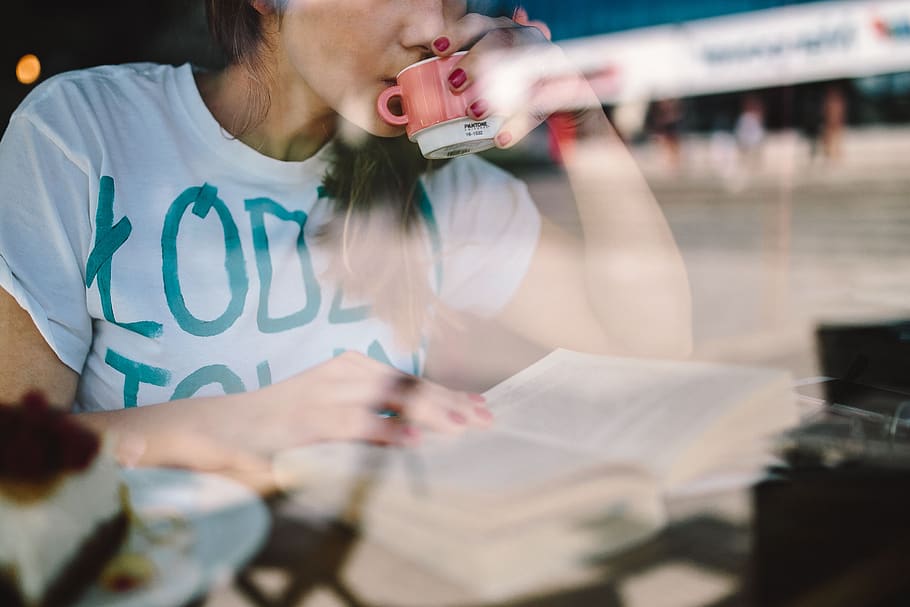 adult, caucasian, coffee, book, reading, young, cafe, cafeteria, Woman, shop