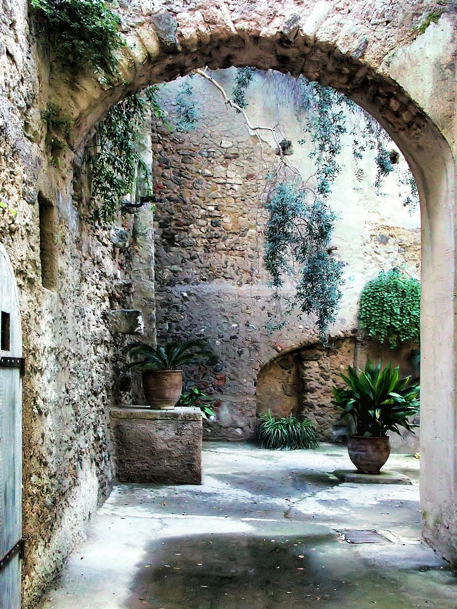 plants, pot, arch, italy, ischia, castello aragonese, passage, stone, wall, plant pots