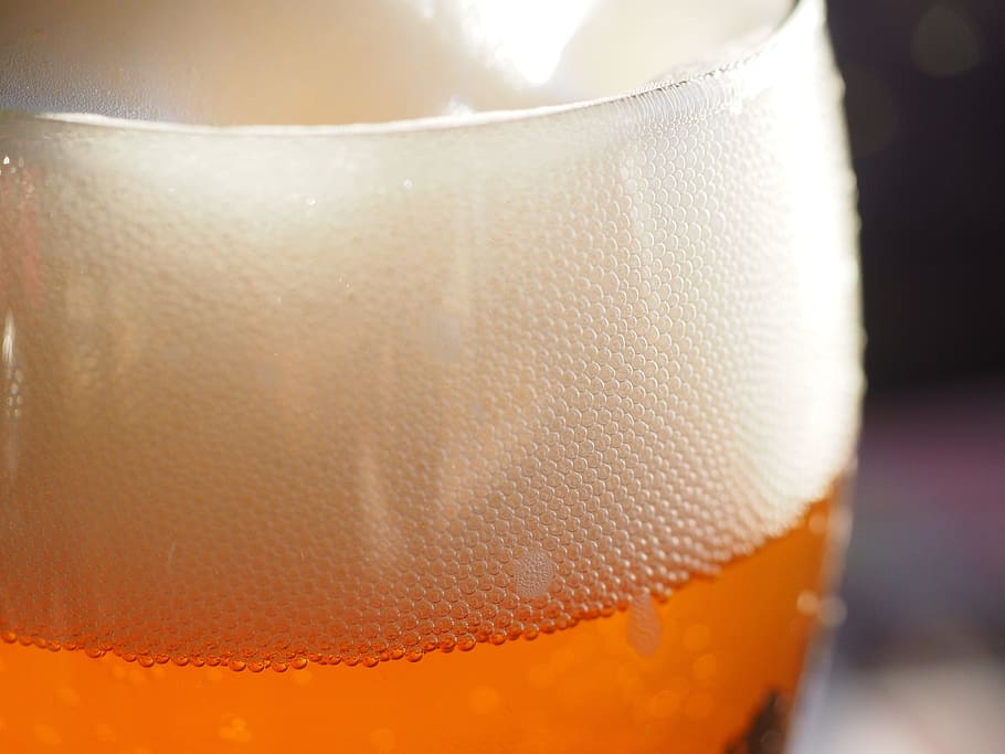 clear, drinking glass, drink, closeup, shot, beer foam, head, beer, wheat beer, beer glass