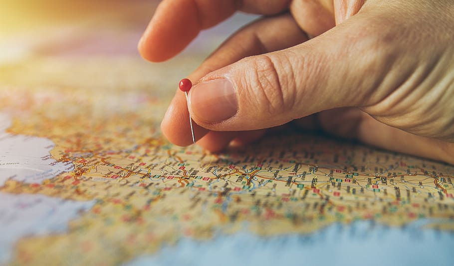 orang, memegang, pin, peta, perjalanan, disematkan, menyematkan, atlas, kartografi, negara