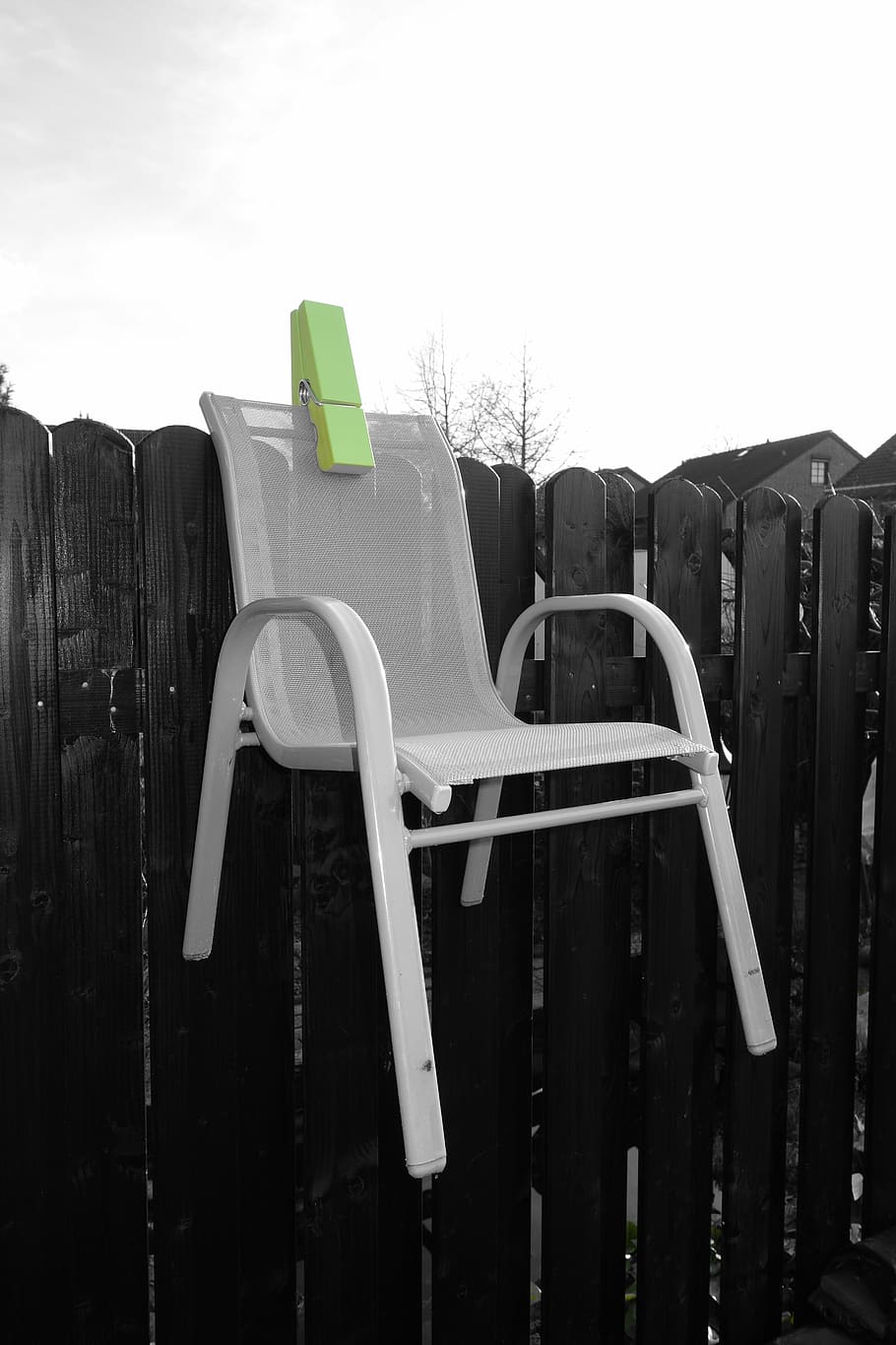 chair, paperclip, green, sky, day, absence, nature, outdoors, side by side, empty