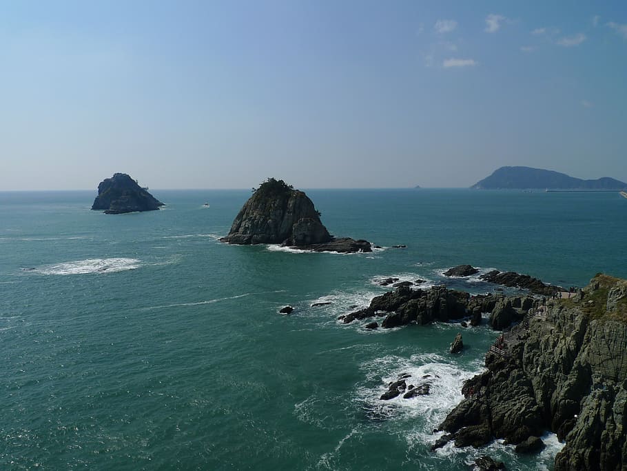 sea, gwangalli, waves, water, beauty in nature, rock, sky, scenics - nature, rock - object, horizon