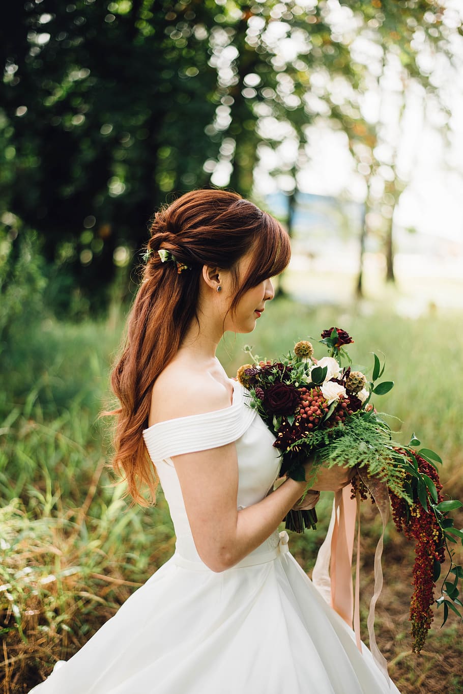 white, long, dress, bride, wedding, gown, people, girl, bouquet, nature