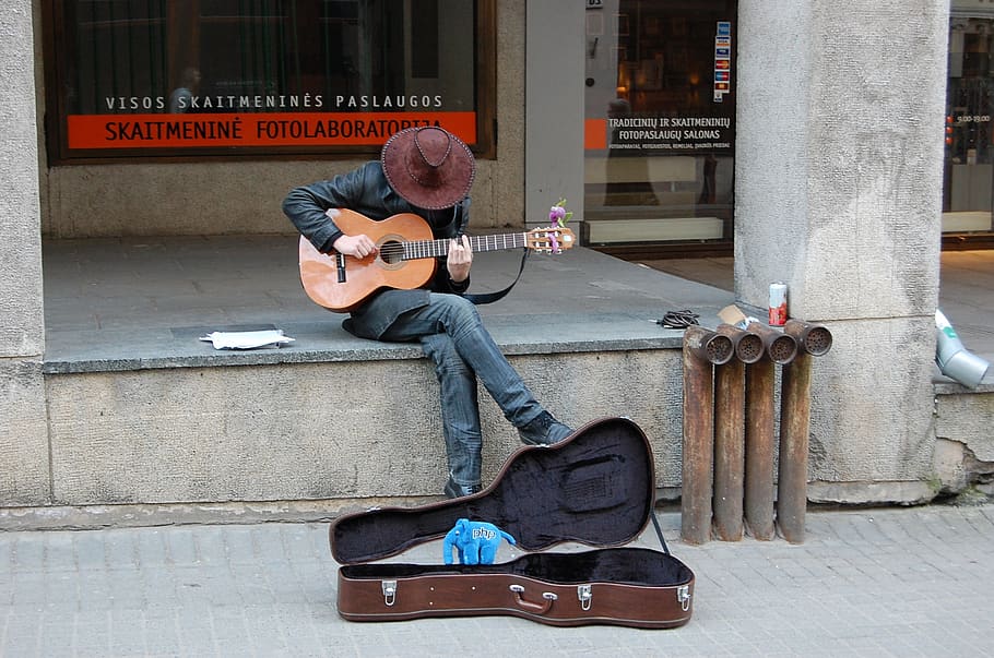 músico callejero, calle, música, instrumento, sonido, joven, artista, jugar, hombre, guitarrista