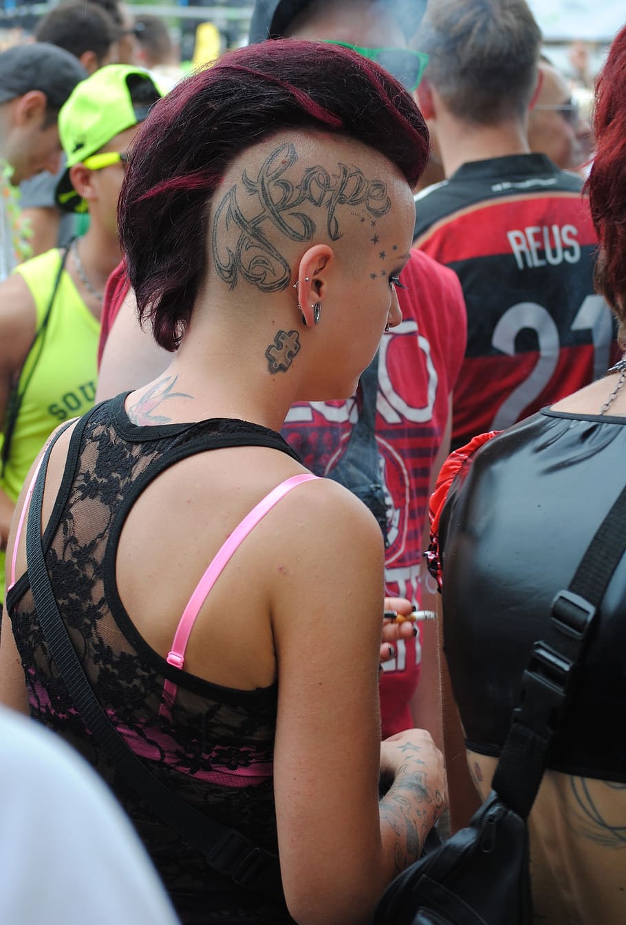 punk, desfile callejero, zurich, cabeza, retrato, tatuaje, mujer, gente, personas reales, hombres