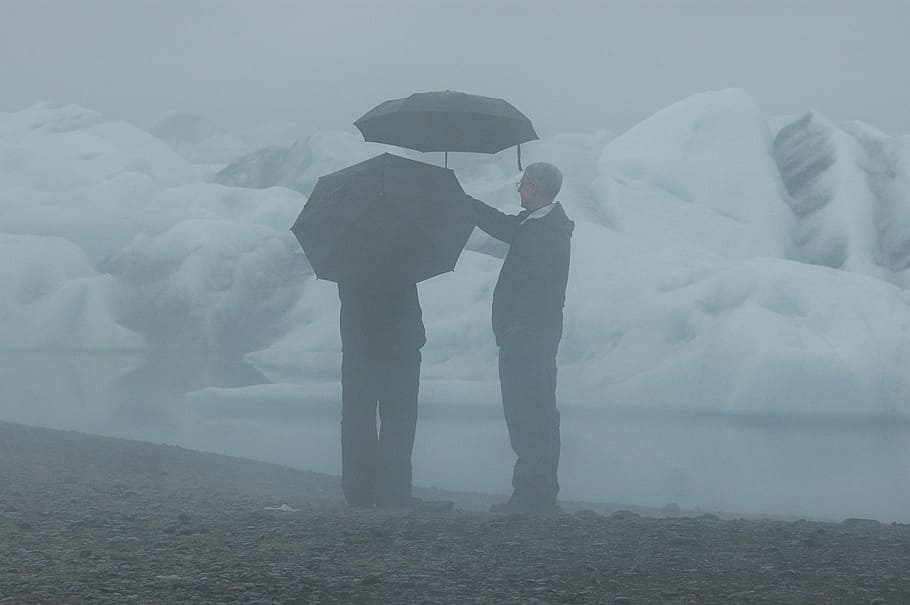 hombre, negro, chaqueta, tenencia, paraguas, Islandia, lluvia, estado de ánimo, naturaleza, glaciar