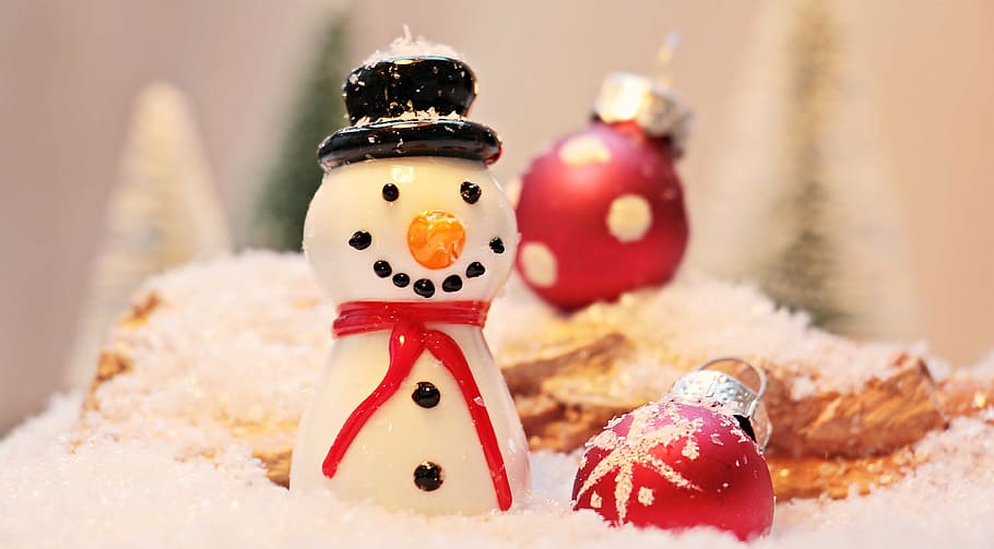 white snowman figurine, snow man, snow, winter, white, wintry, eismann, cold, greeting card, christmas