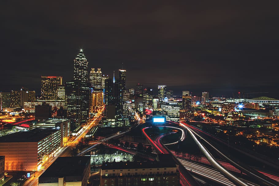 a través de, ciudad, Disparo nocturno, Atlanta, EE. UU., urbano, noche, tráfico, paisaje urbano, horizonte urbano