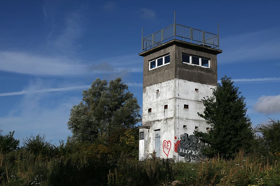 watchtower, relic, iron curtain, border, history, federal republic of germany, ddr, world war, historically, tower