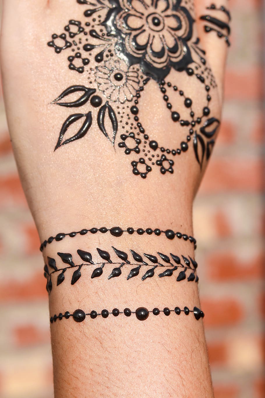 Attractive Henna Lotus Tattoo On Left Leg