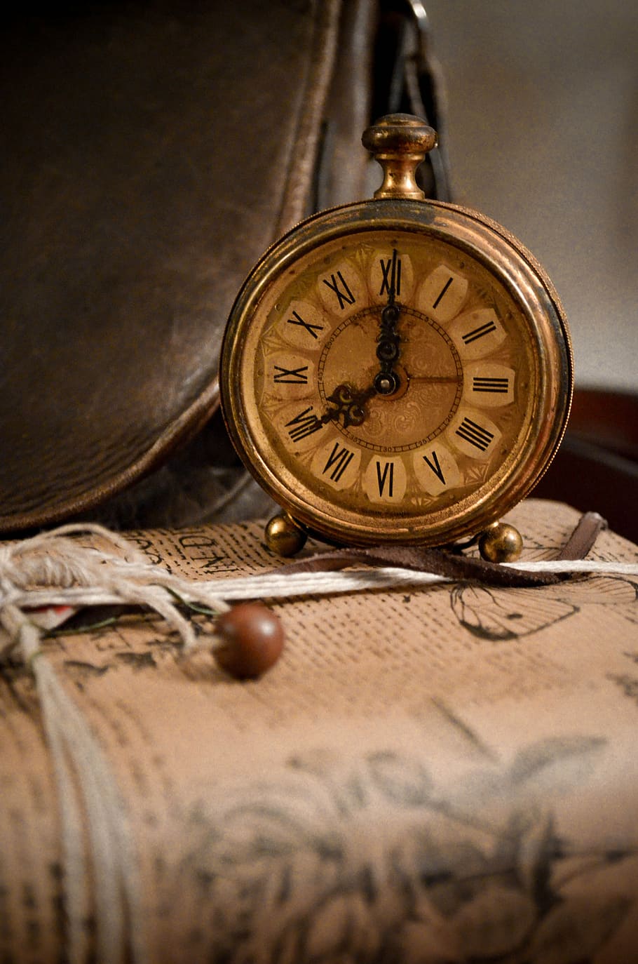 reloj, vintage, antiguo, fuera del, retro, anticuado, bolsillo Reloj, tiempo, retro Styled, libro