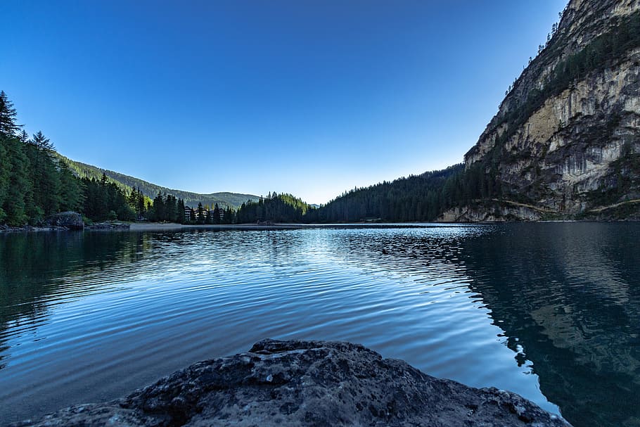 gris, acantilado de roca, a través, calma, cuerpo, agua, Bergsee, Mountain Lake, Dolomitas, lago