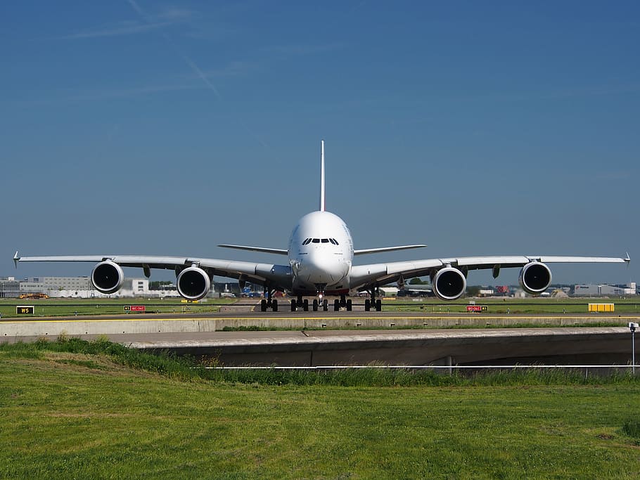 airliner on runway, emirates, airbus a380, aircraft, plane, airplane, airport, jet, technology, schiphol