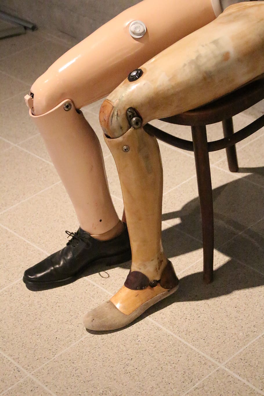 protético, membro artificial, perna, perna falsa, médico, lesão, membro, sapato, seção baixa, perna humana