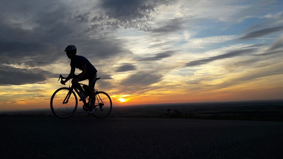 bicicleta, ciclismo, entrenamiento, puesta de sol, colina, ruedas, paseo, las nubes, carrera, sombra