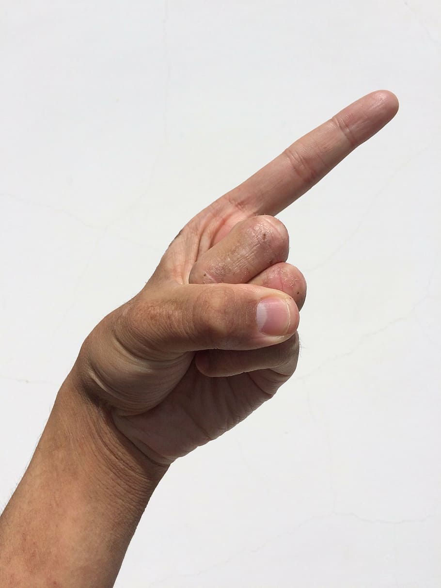 Persona, mostrando, dedo índice, palma, mano, dedo, uña, joven, japonés, personas
