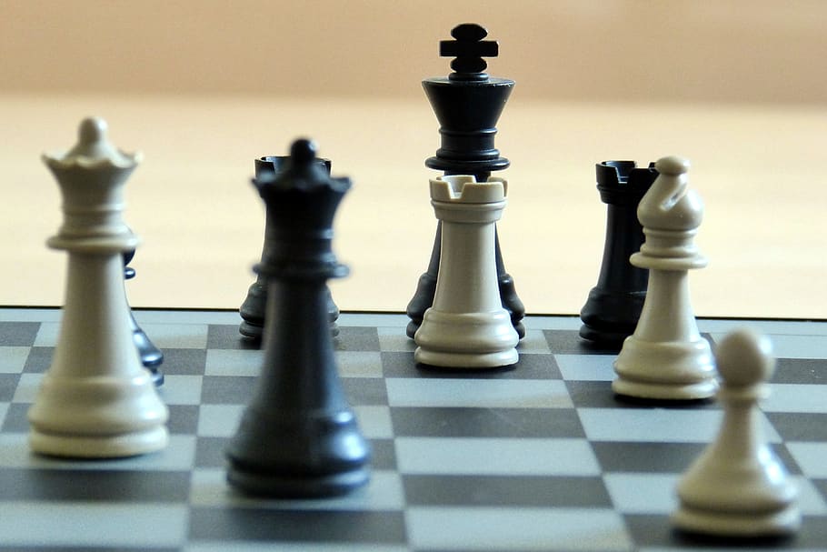 xadrez, peças de xadrez, mate, campo de jogo, preto e branco, tabuleiro de xadrez, jogo de xadrez, senhora, corredores, torre