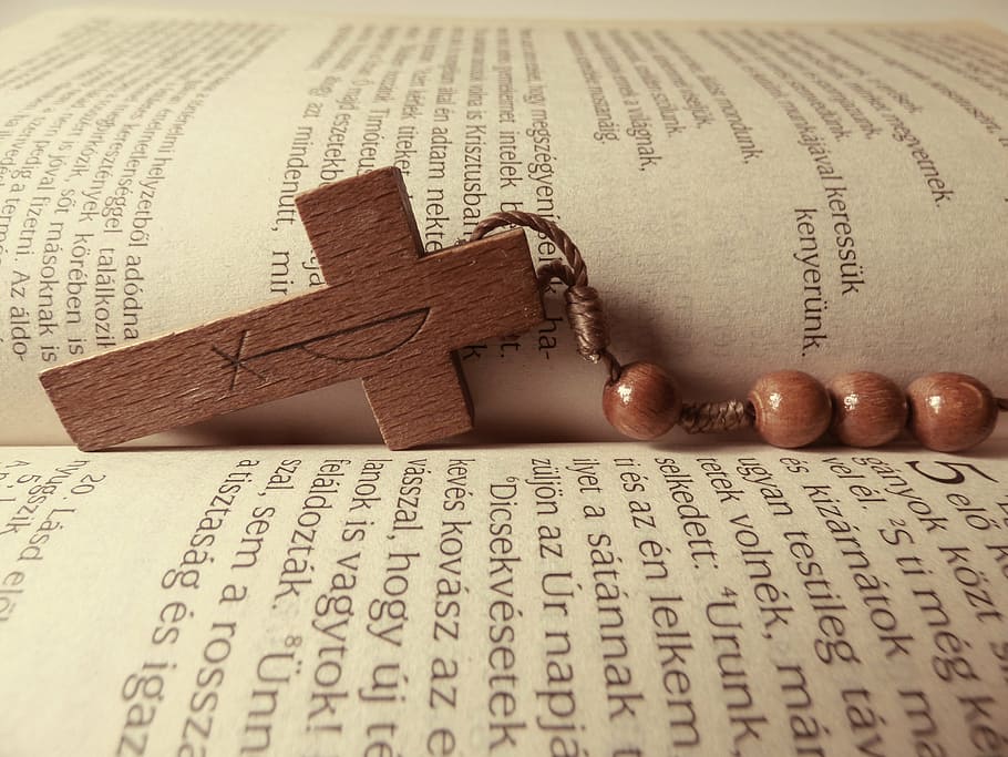 bible, cross, book, rosary, reader, christian, pages, page, writing, printed