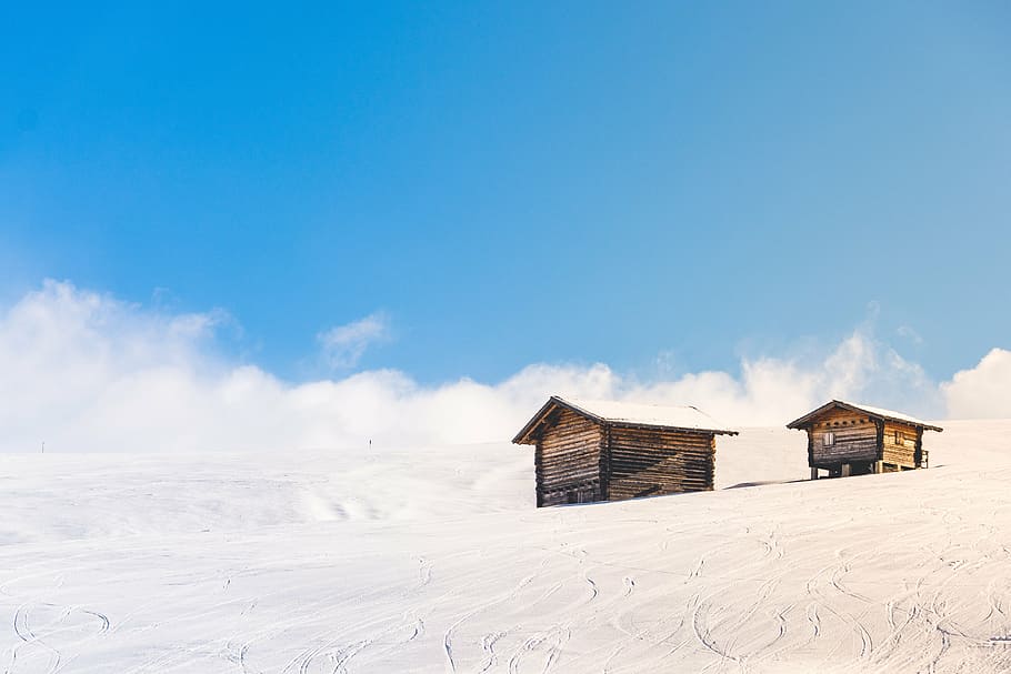 brown, houses, floor, covered, snow, two, wooden, shed, highland, mountain