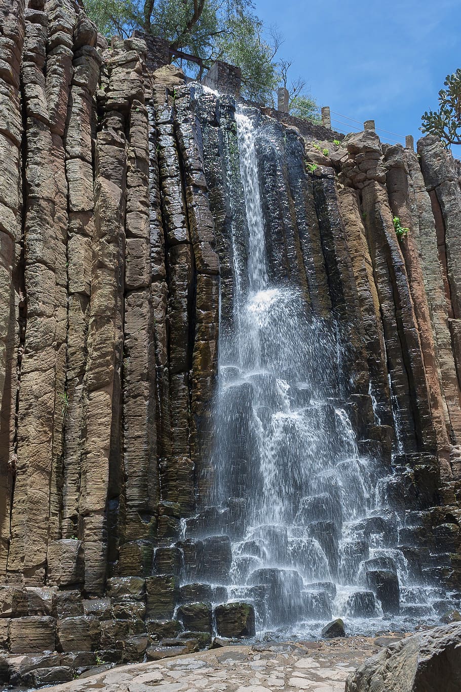 waterfall, landscape, nature, water, outdoors, cascade, scenic, falls, waterfalls, rock