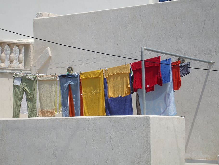 panos, estender, sol, seco, varanda, de suspensão, roupas, lavanderia, varal, secagem