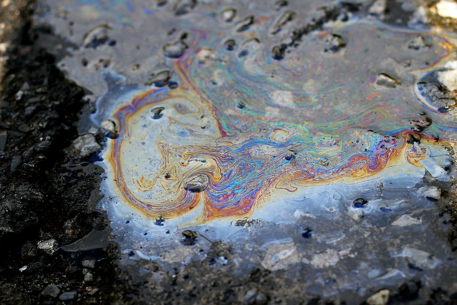 ground, shiny, interference phenomena, oil spill, multi colored, water, pollution, environmental issues, fossil fuel, oil