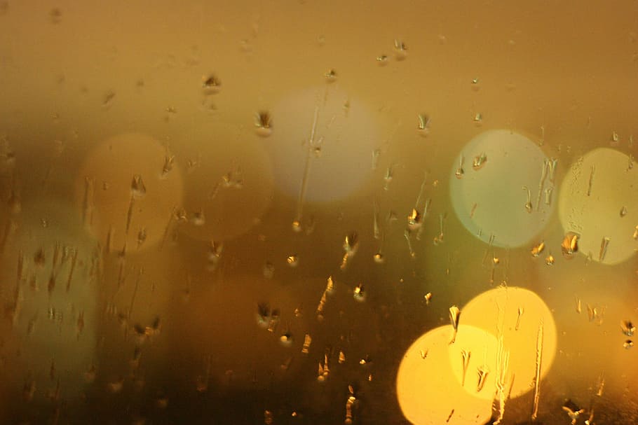 bokeh photography, rain, drops, glass, night, rainy, wet, window, golden, drop